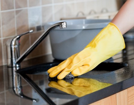 Airbnb turnover cleaning for a flat in SW5 with fresh guest-ready presentation
