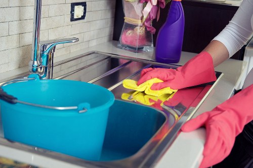 Deep cleaning of tiled flooring in SW5